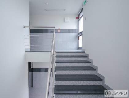 KOMPAKTOWE BIURO - 13 m2 - PARKING W CENIE