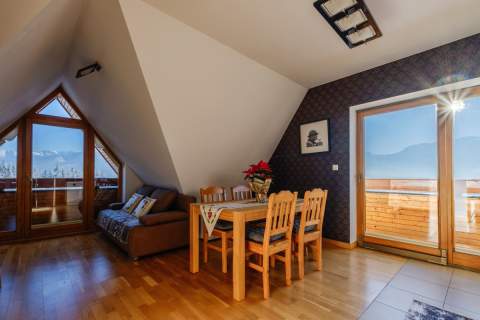 Przytulne mieszkanie z widokiem na Tatry