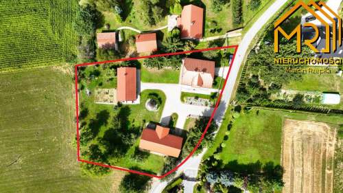 Przestronny dom w spokojnej okolicy Żabna