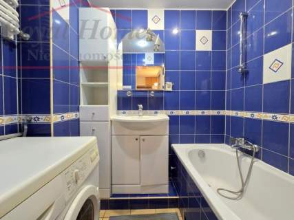 Przestronne, w pełnym rozkładzie 3 pok. z balkonem.