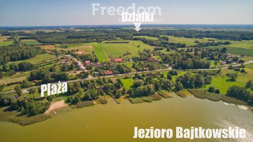 Działka przy lesie, Batkowo