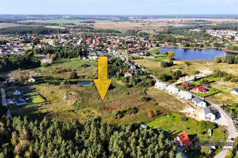 Działka 1,36 ha pod domy w Trzesiece, ul.Spacerowa