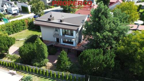 Dom ok. 200 m2, 6 pokoi, Jędrzejów