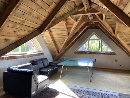 Dom wolnostojący o pow.273m2 w Żyrardowie
