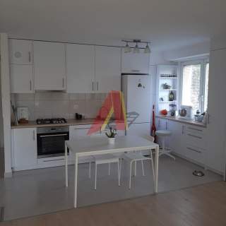 70 m2 przy AL. POKOJU