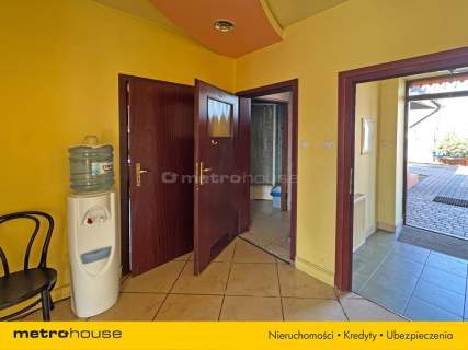 6 pokojowy dom o pow 246 mkw przy ul. Rzgowskiej