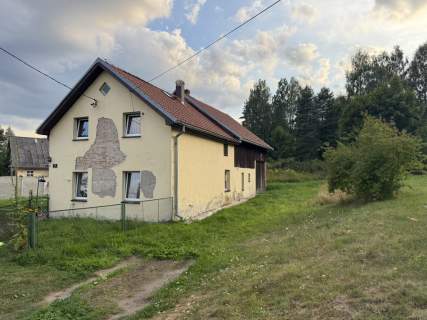 Atrakcyjna działka z domem, przy Galerii i DK8