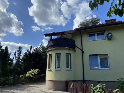 Dom wolnostojący o pow.186m2 w Żyrardowie