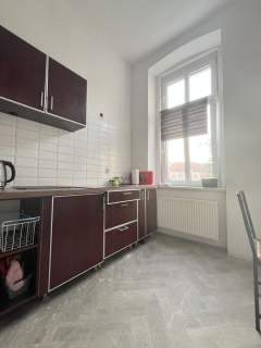 4 pokojowe mieszkanie z balkonem   ul. Złotoryjska