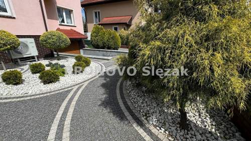 Sprzedam dom z tarasem w Obornikach Śląskich