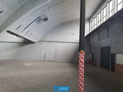 Hala produkcyjno-magazynowa 1424 m2 rampa biuro