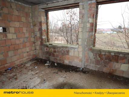 Nieruchomość komercyjna na sprzedaż, 930 m2, Paszęcin