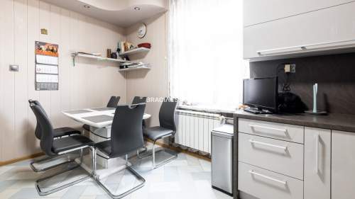 Kamienica ok. 300 m2 / 3 ar / Wadowice