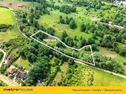 Działka z linią brzegową rzeki Pisy