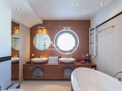 Dwupoziomowy apartament Duże tarasy