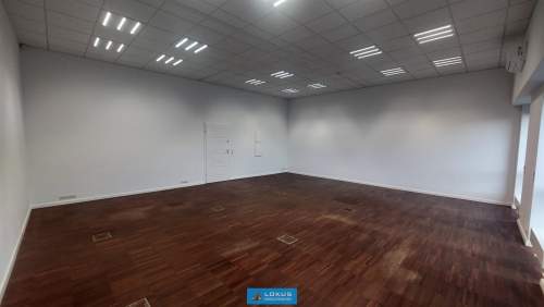 Lokal biurowo-usługowy 78 m2,parking, klimatyzacja