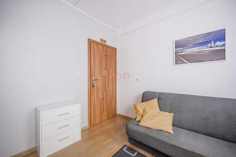 103 m2 inwestycyjnie lub dla siebie do aranżacji