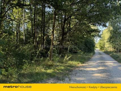 SŁOWAK - działka budowlana z drzewami -.1200 m2..