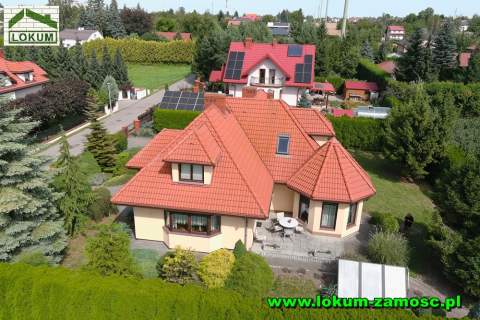 Luksusowy dom w KALINOWICACH, Działka 0,10 ha.