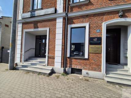Lokal w stylowej kamienicy na Zasaniu