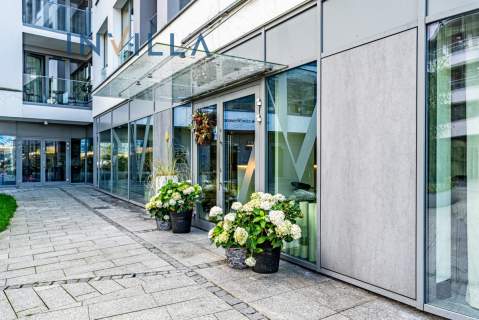 CESJA NAJMU   luksusowego lokalu - 4 gabinetów 