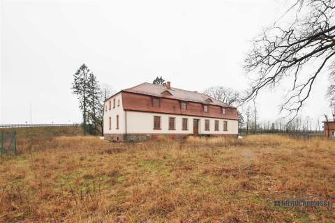 Dworek do wykończenia, blisko Szczecinka.