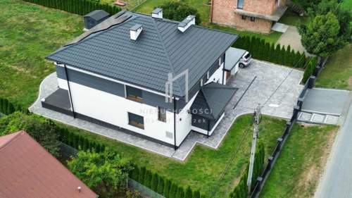 KOMFORTOWY DOM Z NOWOCZESNYMI UDOGODNIENIAMI, KOŁACZYCE