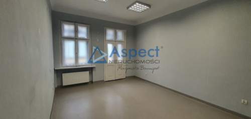 Wynajem - biuro 33,2 m2, Centrum