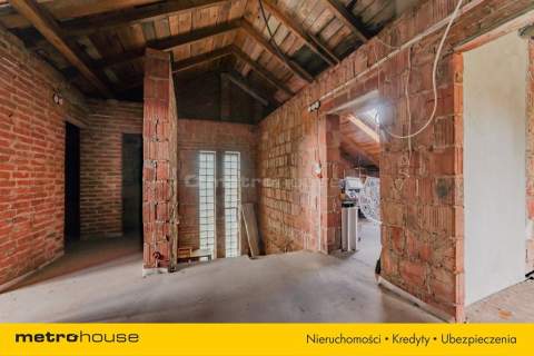 PETRYKOZY-przestronny dom 215 m2 z działką 848 m2.