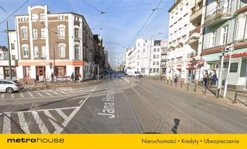 KAMIENICA Z MOŻLIWOŚCIĄ ROZBUDOWY FRONTU -JEŻYCE