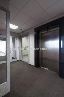 Lokal użytkowy 110m2 na Okęciu