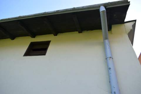 Dom do remontu w centrum Biecza 196 m kw