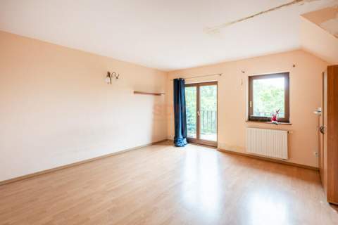 Dom z piękną i dużą działką 4000 m2 - Wrocław