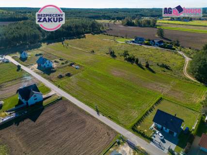 Atrakcyjne działki budowlane nad jeziorem-Stężyca