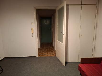 Stara Ochota, ul. Grójecka, przy ul. Wawelskiej, duży balkon