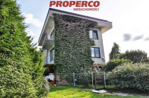 Dom ok. 200 m2, 6 pokoi, Jędrzejów