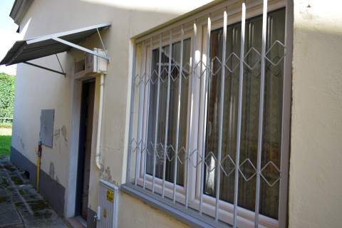 Dom do remontu w centrum Biecza 196 m kw