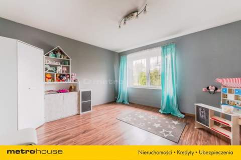 PETRYKOZY-przestronny dom 215 m2 z działką 848 m2.