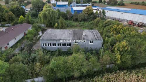 Siedliszowice pow. tarnowski - hala prod. 400 m2.