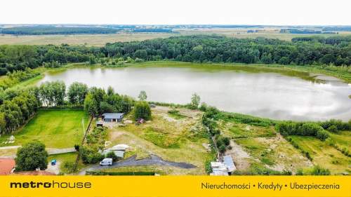 Działka blisko Kołobrzegu z widokiem na jezioro