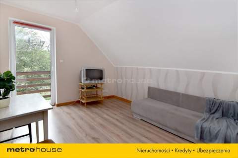 Nowy dom w pięknej okolicy nad jeziorem