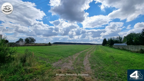 Działka w pobliżu rezerwatu przyrody.