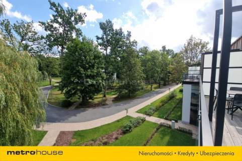 Dwupokojowy apartament z tarasem, wysoki standard.