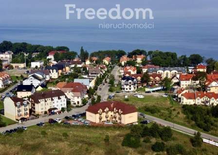 Pensjonat 80 miejsc noclegowych 300 m od morza.