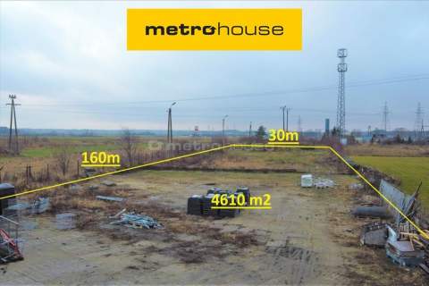 Działka usługowa o pow. 4609 m2 w centrum Serocka.
