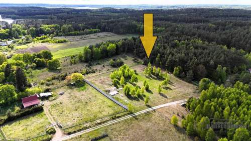 Pięknie położone działki budowlane pod lasem.