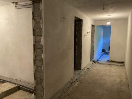 Dom wolnostojący o pow.273m2 w Żyrardowie