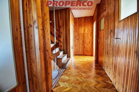 Dom ok. 200 m2, 6 pokoi, Jędrzejów