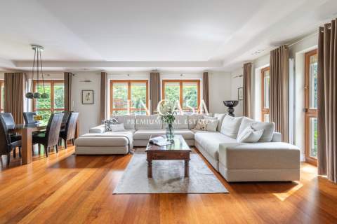 Wilanów Wysoki Apartament z dużym ogrodem