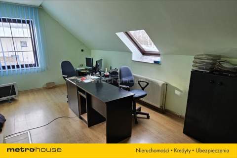 Na sprzedaż obiekt mieszkalno usługowy w Krośnie